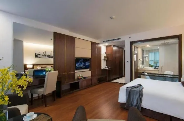 Hotel Marina Ha Long