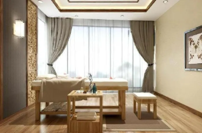 Hotel Marina Ha Long